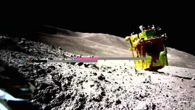 日 달 탐사선 ‘슬림’ 핀포인트 착륙 성공, 8년 뒤처진 한국 